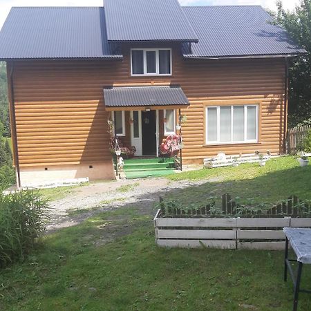 Ferienwohnung Затишні Карпати)) Werchowyna Exterior foto